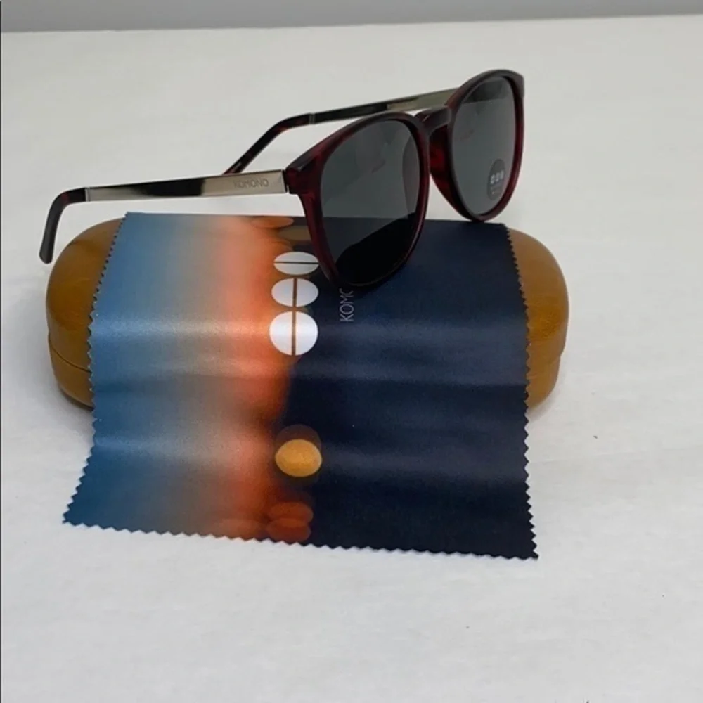 KOMONO sunglasses NEW Square Tortoise Silver Urkel